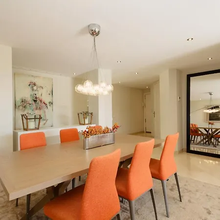 Apartament Home, With Sea Views, South Facing And Close To The Golf Course And The Beach, In Elviria Hills *