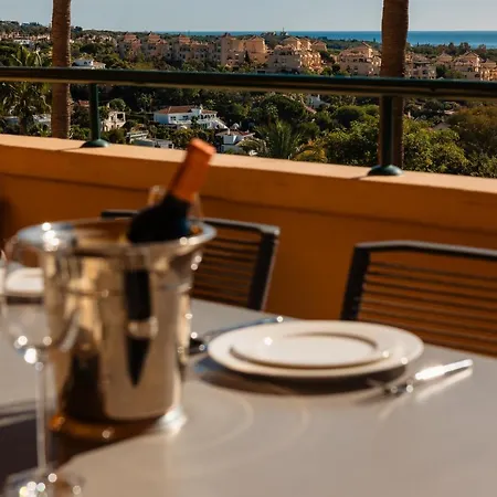 Home, With Sea Views, South Facing And Close To The Golf Course And The Beach, In Elviria Hills Marbella