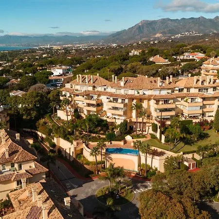 Home, With Sea Views, South Facing And Close To The Golf Course And The Beach, In Elviria Hills Apartament *